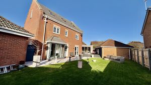 Photo 25- click for photo gallery